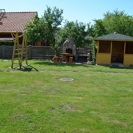 Nameliu Ir 2-4 Vietu Kambariu Nuoma Sventojoje, Zuvedru G Hotel Šventoji Exterior foto