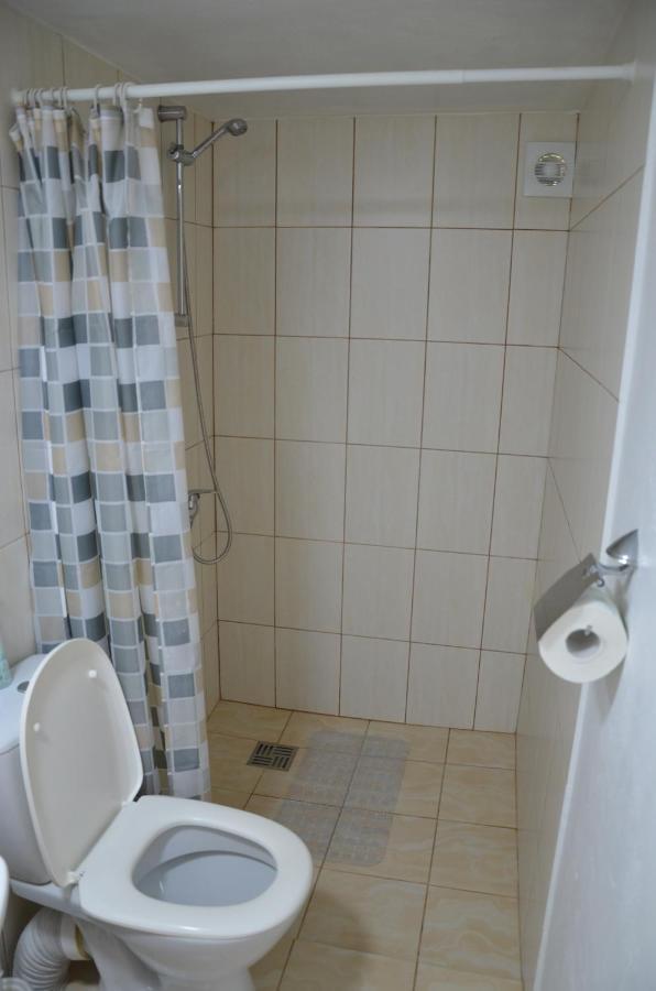 Nameliu Ir 2-4 Vietu Kambariu Nuoma Sventojoje, Zuvedru G Hotel Šventoji Exterior foto