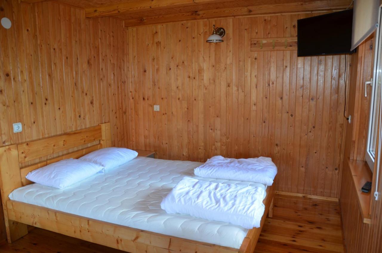 Nameliu Ir 2-4 Vietu Kambariu Nuoma Sventojoje, Zuvedru G Hotel Šventoji Exterior foto